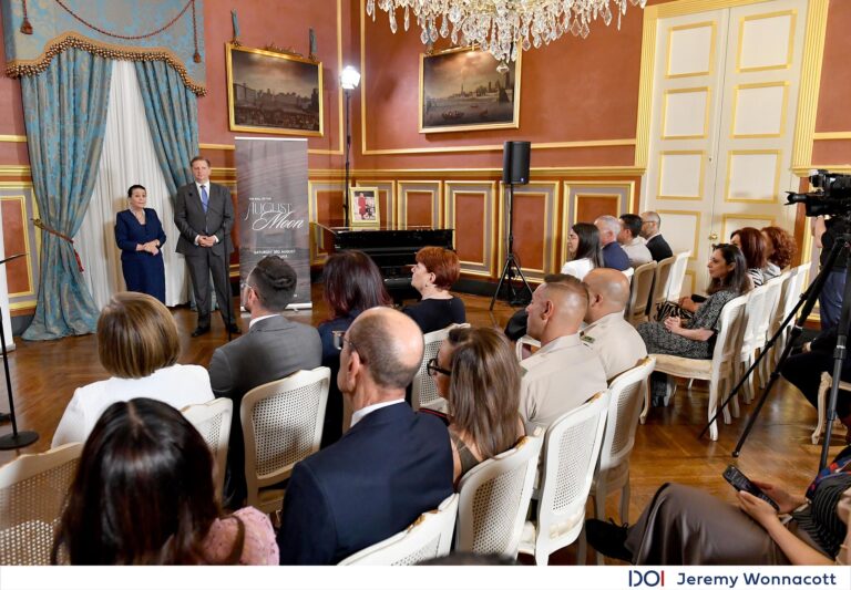 The President visits the National Archives in Rabat