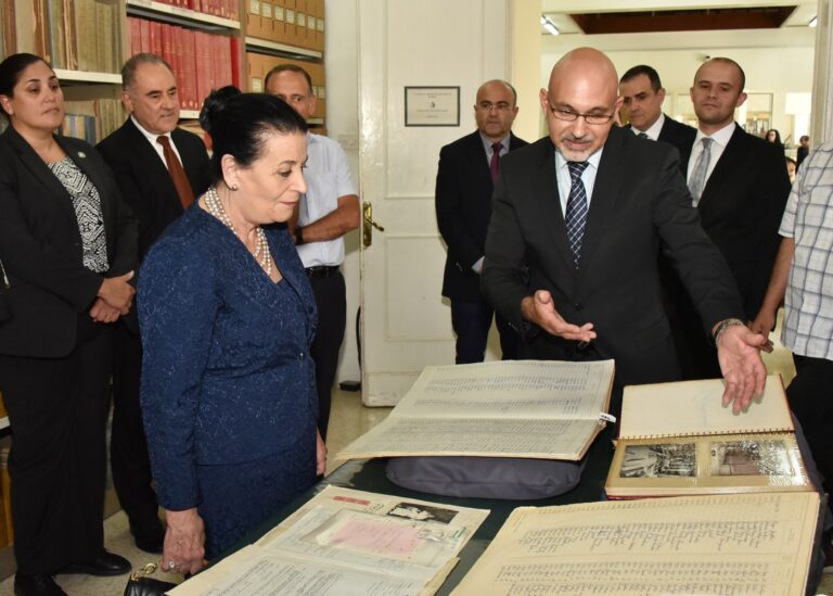 The President visits the National Archives in Rabat